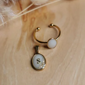 Bijoux au lait maternel