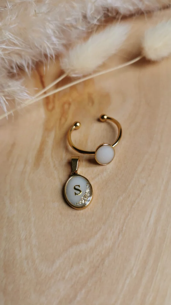 Bijoux au lait maternel